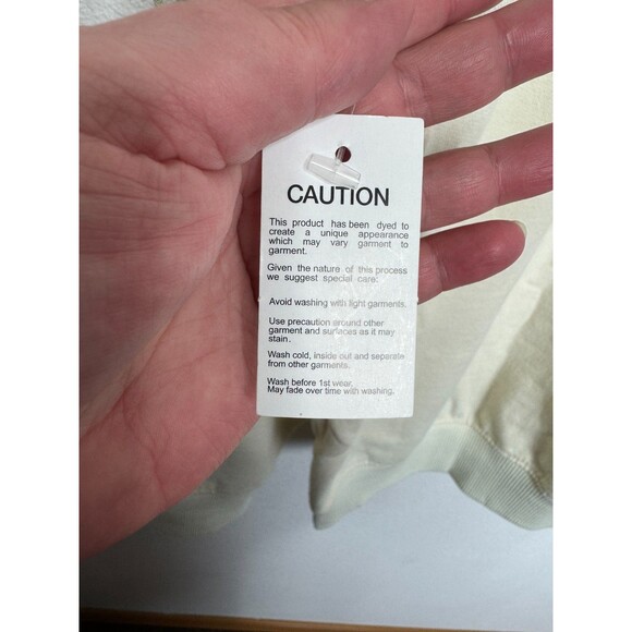 Urban Outfitters 1X Desert Dreamer Clifford The Big Red Dog Sweatshirt Cream NWT - Picture 7 of 9